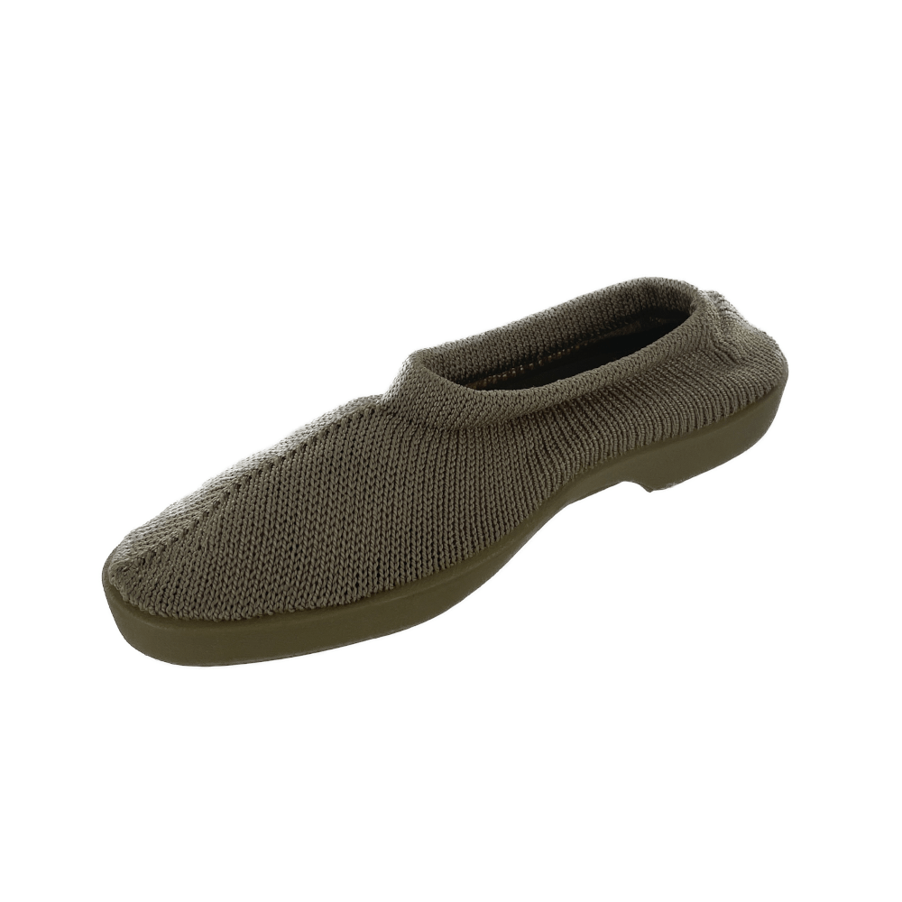 Arcopèdico Comfortable Slip on Shoes from Portugal - Women - Medicool
